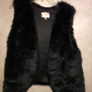 Fury black vest